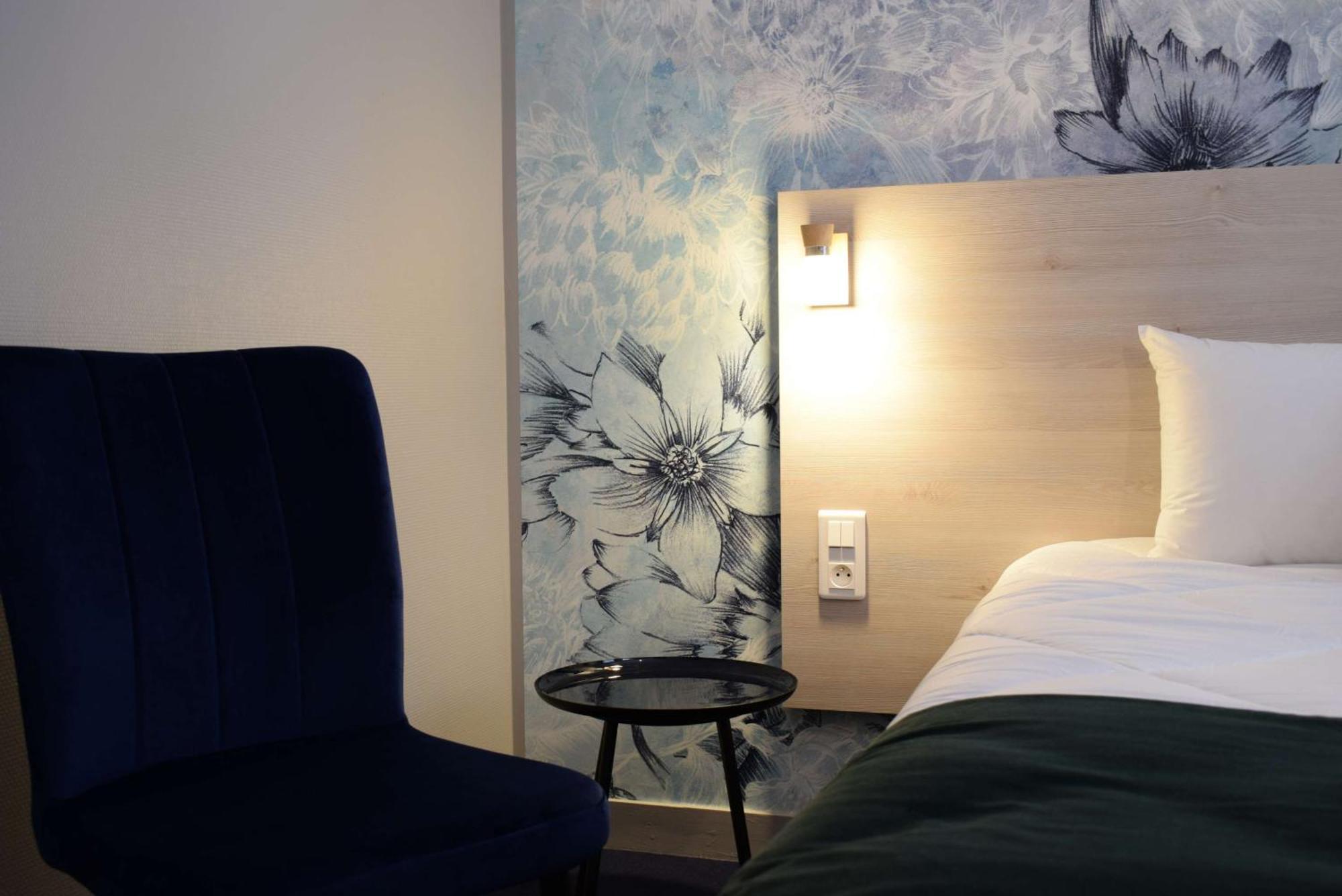 Brit Hotel Au Pays De Vitre 埃特雷勒 外观 照片