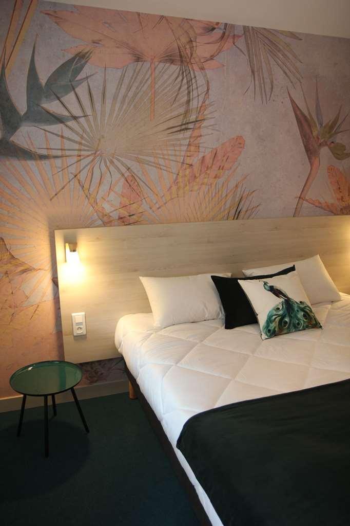 Brit Hotel Au Pays De Vitre 埃特雷勒 客房 照片