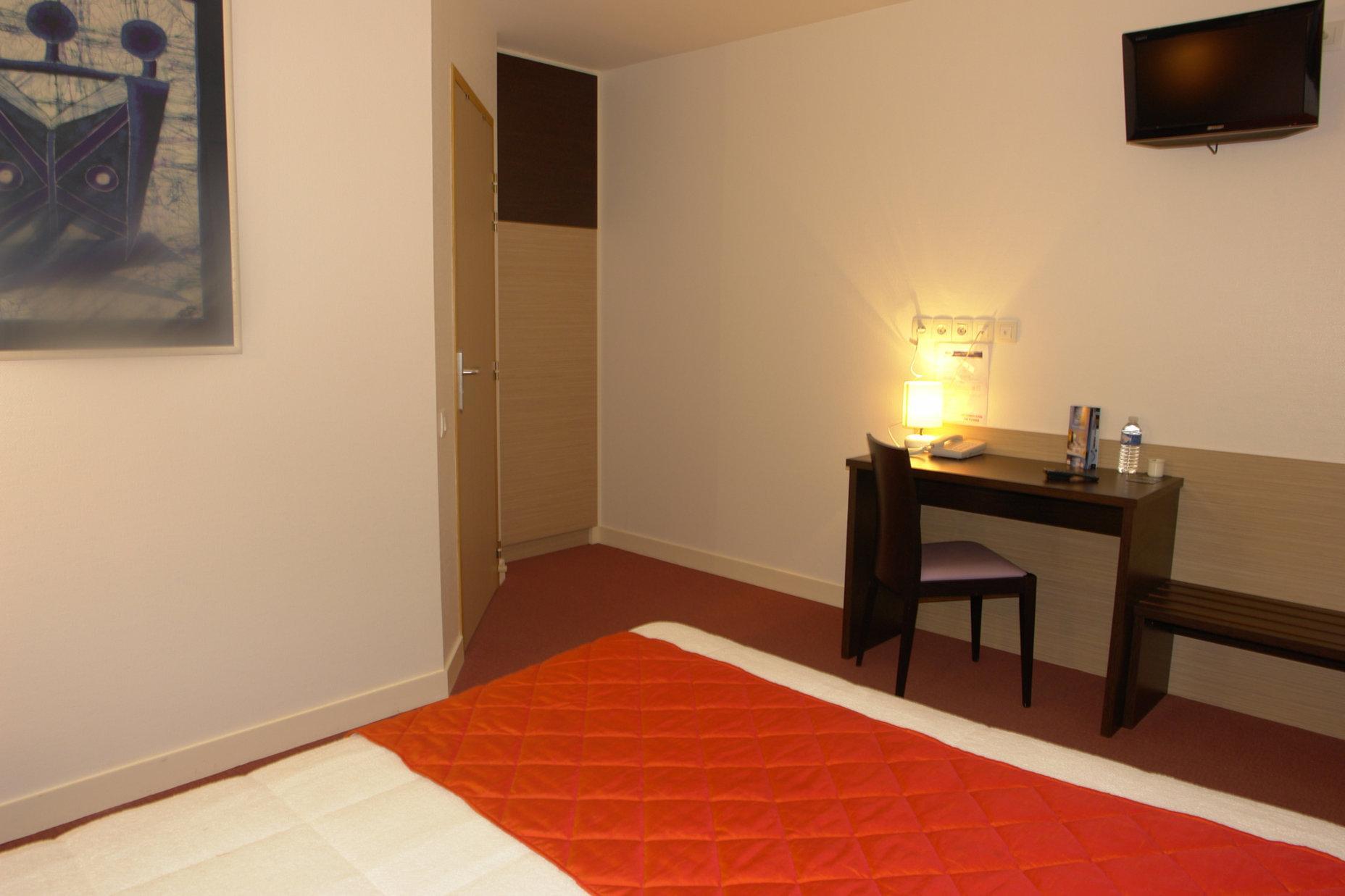 Brit Hotel Au Pays De Vitre 埃特雷勒 客房 照片