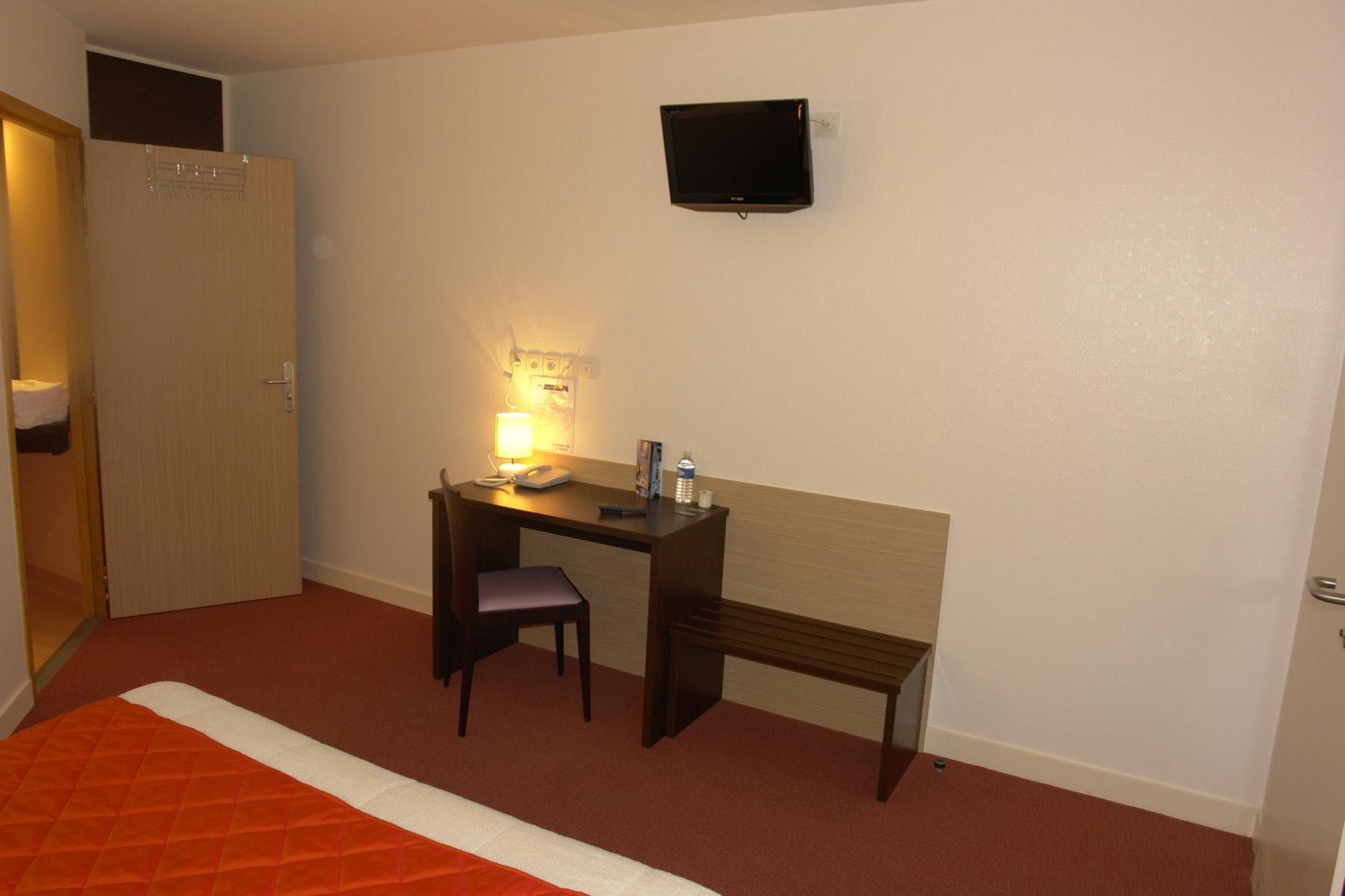 Brit Hotel Au Pays De Vitre 埃特雷勒 客房 照片